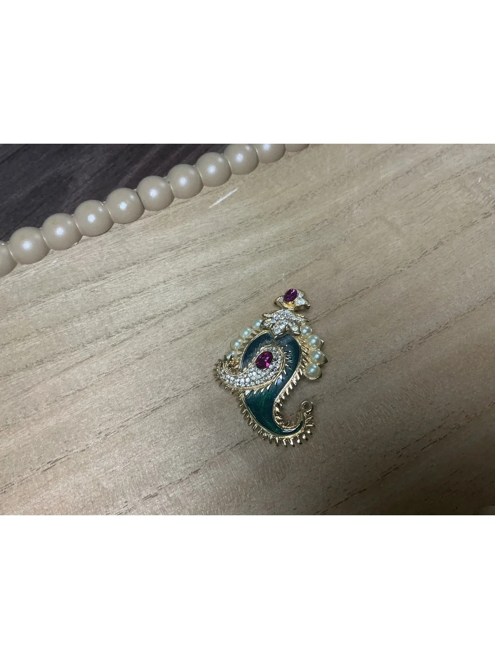 KJL Vintage Gold Tone Seahorse Brooch with Faux Pearls and Rhinestones